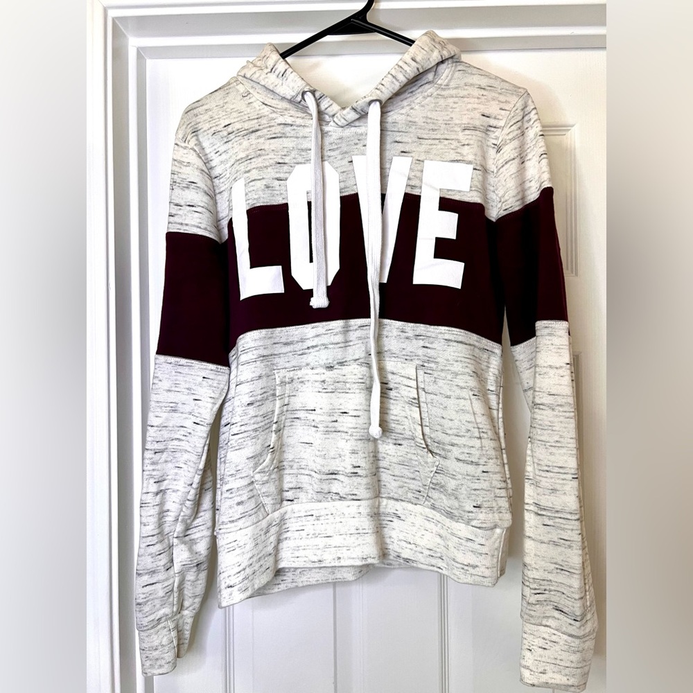 🎆3for$20 Love Hoodie Sweater - White & Maroon Heather Striped